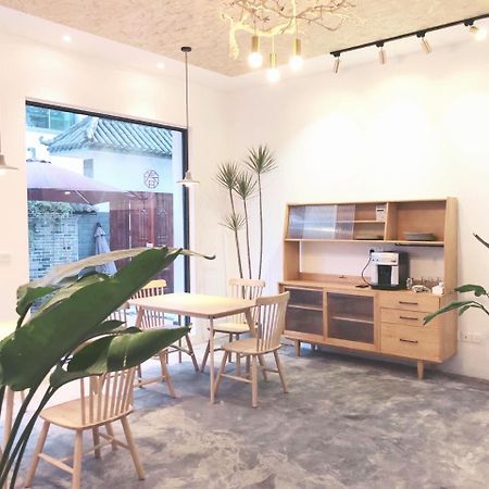 וויוואן Spring Breeze Boutique Guest House מראה חיצוני תמונה