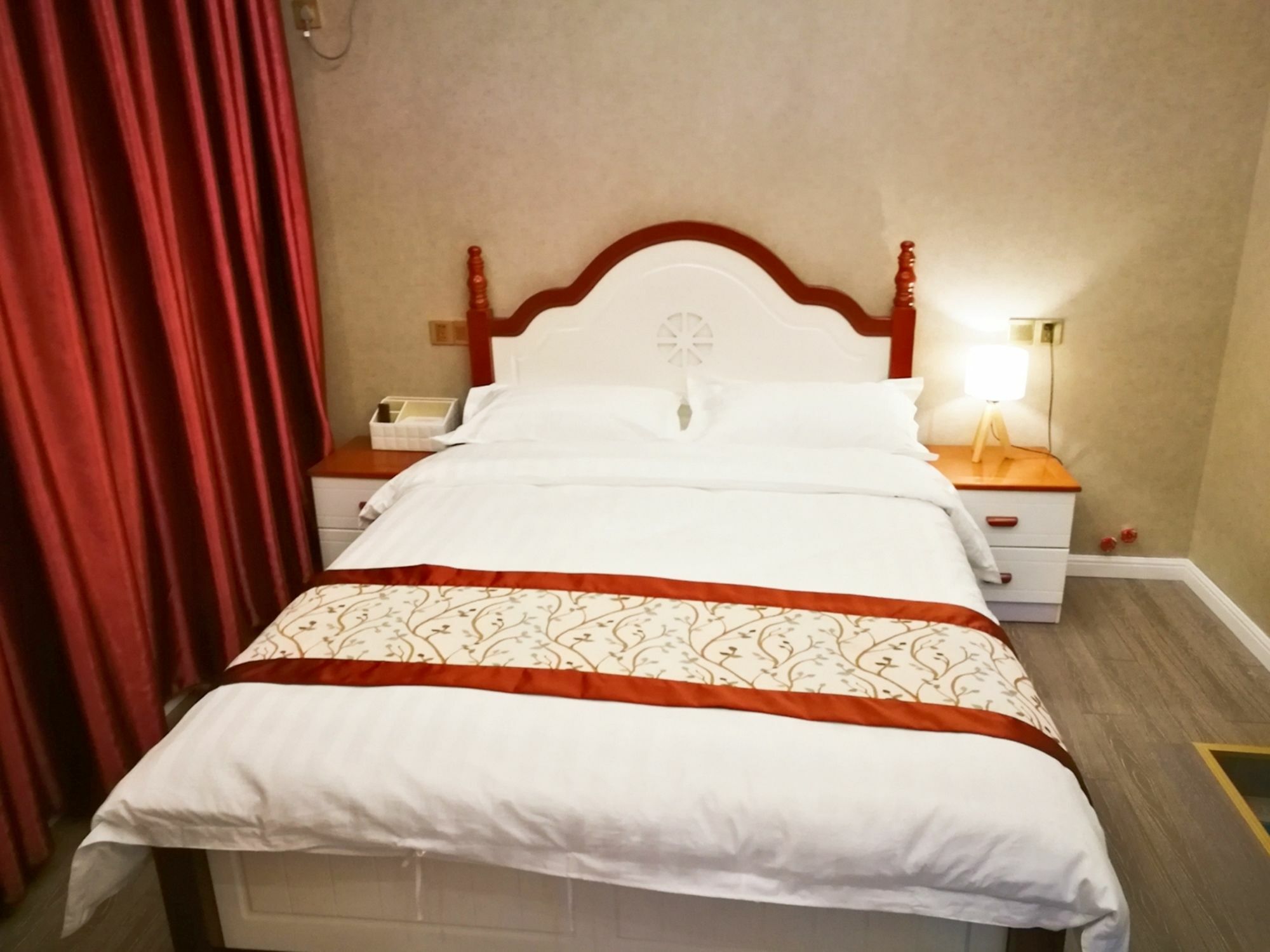 וויוואן Spring Breeze Boutique Guest House מראה חיצוני תמונה
